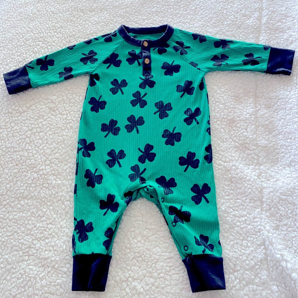 Cat & Jack Shamrock Pajama